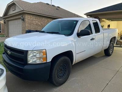2009 Chevrolet Silverado 1500 Work Truck Ext. Cab Std. Box 2WD