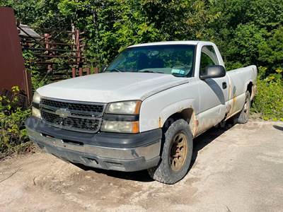 2006 Chevrolet Silverado 1500 4x4 Pickup-Inoperable