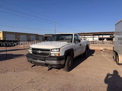 2006 Chevrolet Silverado 2500 HD 4x4 Pickup