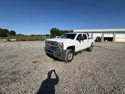 2016 Chevrolet Silverado 2500HD 4 X 4 Crew Cab Pickup