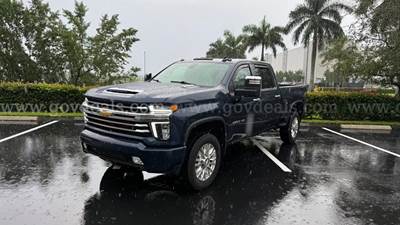 2021 Chevrolet Silverado 2500HD High Country Duramax 6.6L Biodiesel Turbo V8 4X4