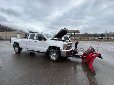 2 Lots: 2016 Chevrolet Silverado 3500HD w/ Snow Plow