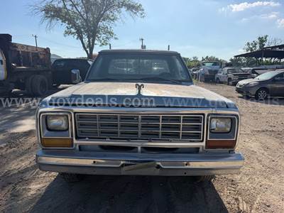 1983 Dodge D150 Regular Cab 2WD