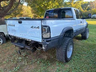 2001 Dodge Ram 2500 Cummins  Quad Cab Short Bed 4WD Cummins Turbo Diesel