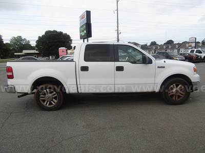 2005 Ford F-150 Lariat SuperCrew 2WD