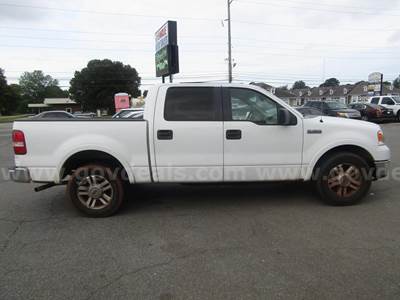 2005 Ford F-150 Lariat SuperCrew 2WD