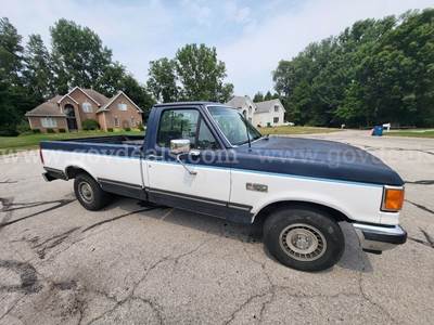 1988 Ford F-150 Reg. Cab Long Bed 2WD 1988 Ford F-150 Custom - EFI 5.0L V8 - WORKING A/C - Tons of New Parts!- WORKING A