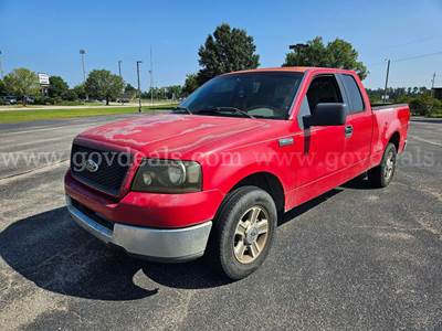 2005 Ford F-150 STX SuperCab 2WD