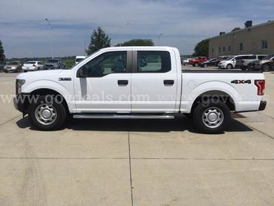 2017 Ford F-150 XL Crew Cab Truck