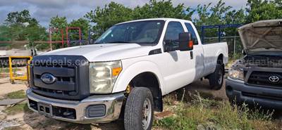 2015 Ford F-250 4x4 Extended Cab Pickup