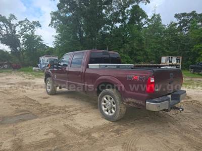 2011 Ford F-250 SD Lariat Crew Cab 4WD