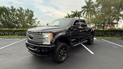2017 Ford F-250 SD Lariat 4WD 6.7L Power Stroke Diesel V8