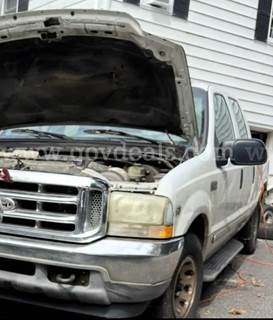 2002 Ford F-250 SD XLT Crew Cab 2WD