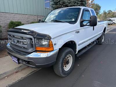 1999 Ford F-250 SD XL SuperCab LWB 4WD