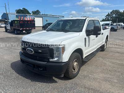 2019 Ford F-250 XL SD Crew Cab Pickup