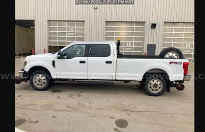 2019 Ford F-350 SD 4x4 Crew Cab Hi-Rail Pickup