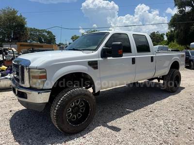 2010 Ford F-350 SD XLT Crew Cab Long Bed 4WD