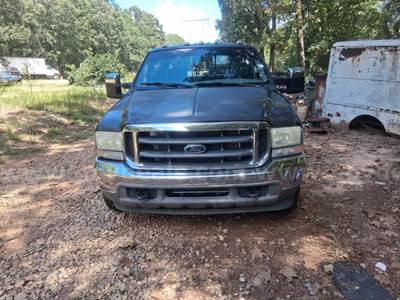 2004 Ford F-350 SD XL Crew Cab Long Bed 2WD