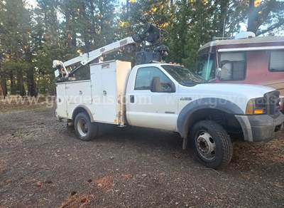 2006 Ford F-450 SD Service Truck with Crane and Air Compressor