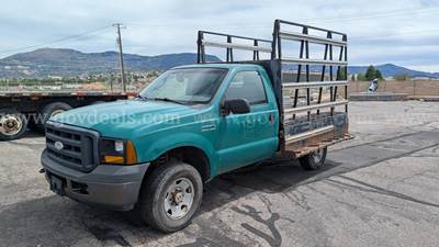2006 Ford F 250 XL SD 4x4 Flatbed Pickup