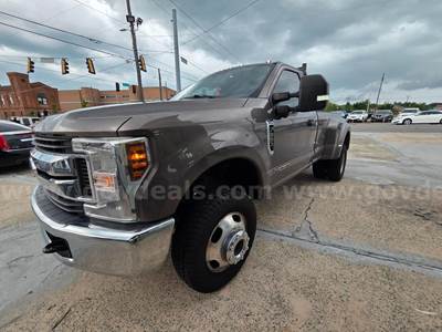 2019 Ford F-350 XL DRW 4WD Regular Cab w/ STX Pkg