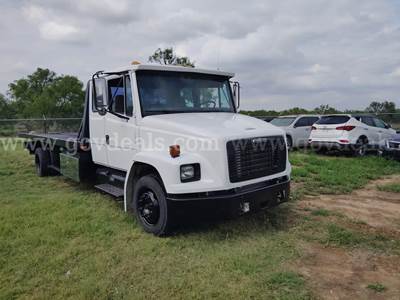 2001 Freightliner FL60 Cummins 5.9 l -