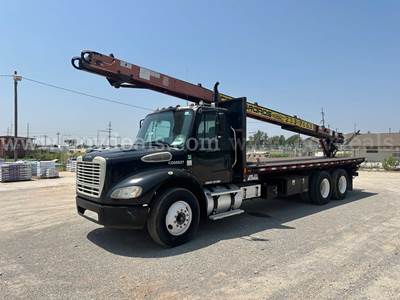 2004 Cleasby FBR-6-36 Roofing Conveyor Mtd on 2005 Freightliner M2 112 T/A Flatbed