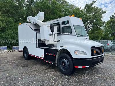 2011 Freightliner M2 106 w/ 41 ft Terex/Telelect Hi-Ranger TPL-46 Articulating & Telescopic Bucket / Box Truck