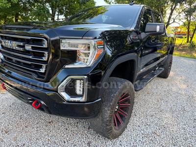 2019 GMC Sierra 1500 AT4 Crew Cab Short Box 4WD