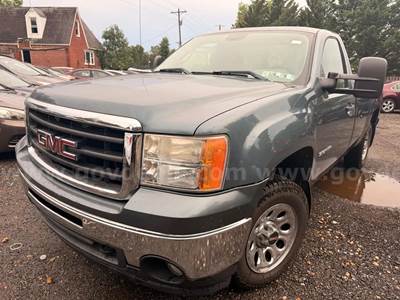 2010 GMC Sierra 1500 Work Truck 4WD LOW MILES
