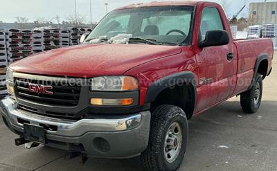 2004 GMC Sierra 2500 4x4 Pickup