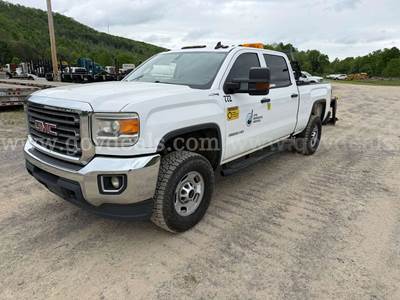 2016 GMC Sierra 2500 HD 4x4 Crew Cab Pickup