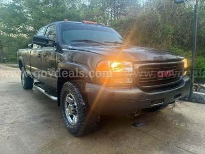 2002 GMC Sierra 2500HD 6.6  Duramax Turbo Diesel
