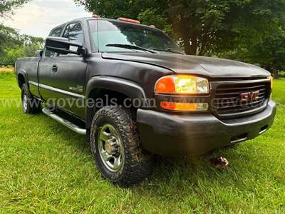 2002 GMC Sierra 2500HD 6.6  Duramax Turbo Diesel