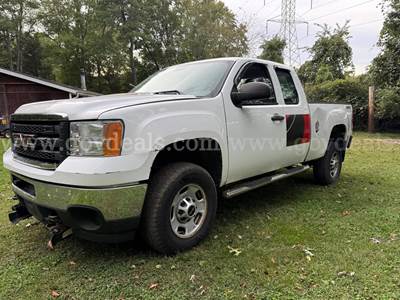 2011 GMC Sierra 2500HD Work Truck Ext. Cab 4WD