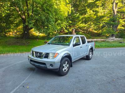 2007 Nissan Frontier SE Auto Crew Cab 4WD 4DR 4.0L V6 Current NYS Inspection till 12/2026