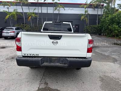 2017 Nissan Titan