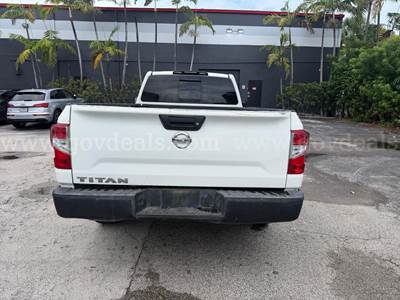 2017 Nissan Titan