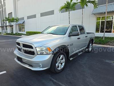 2013 RAM 1500 4WD 5.7L HEMI V8 CREW CAB EXPRESS