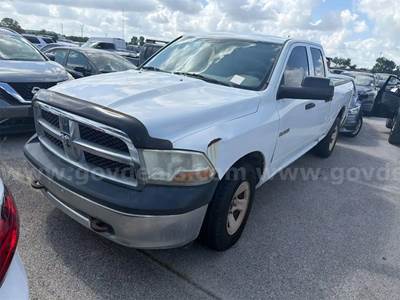 2010 Dodge Ram 1500 ST 4WD Quad Cab 4.7 8cyl.