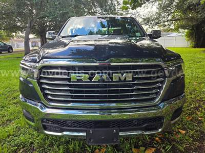 2026 RAM 1500 Laramie Crew Cab SWB 4WD