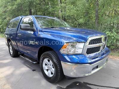 2015 RAM 1500 Tradesman Regular Cab SWB 2WD