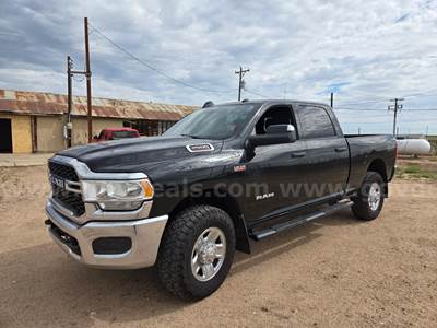 2021 RAM 2500, Tradesman crew cab, 6.4 Hemi, 4WD