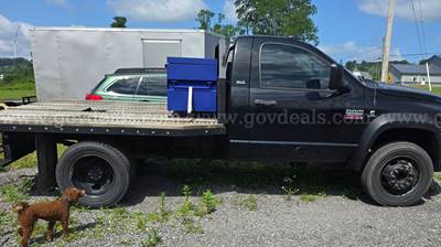 2008 Dodge Ram 4500 with flatbed