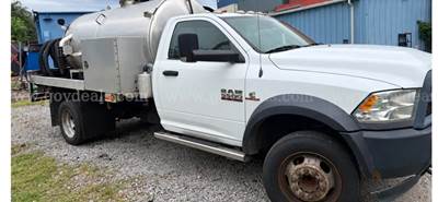 2014 RAM 5500 Regular Cab 2WD DRW Vacuum Truck
