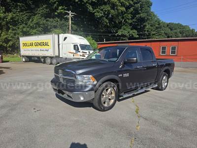 2014 RAM 1500 Big Horn Crew Cab 4WD 4DR 5.7L V8 w 148k Miles