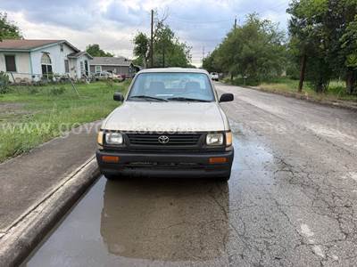 1996 Toyota Tacoma Regular Cab 2WD