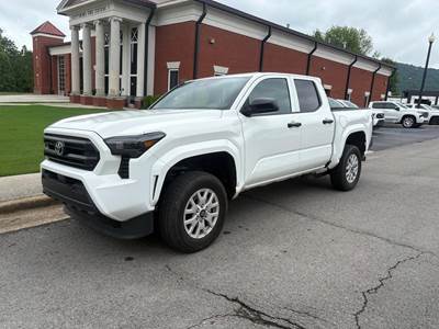 5 Lots: 2025 Toyota Tacoma and Tundra