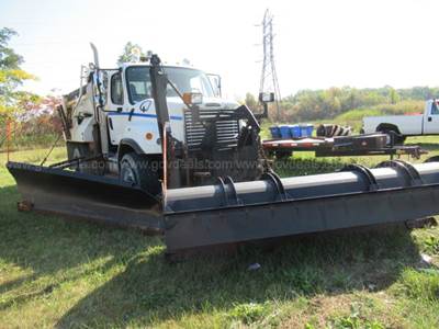2011 Freightliner M2 106 Plow / Spreader Truck