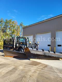 2011 International WorkStar 7600 Plow / Spreader Truck